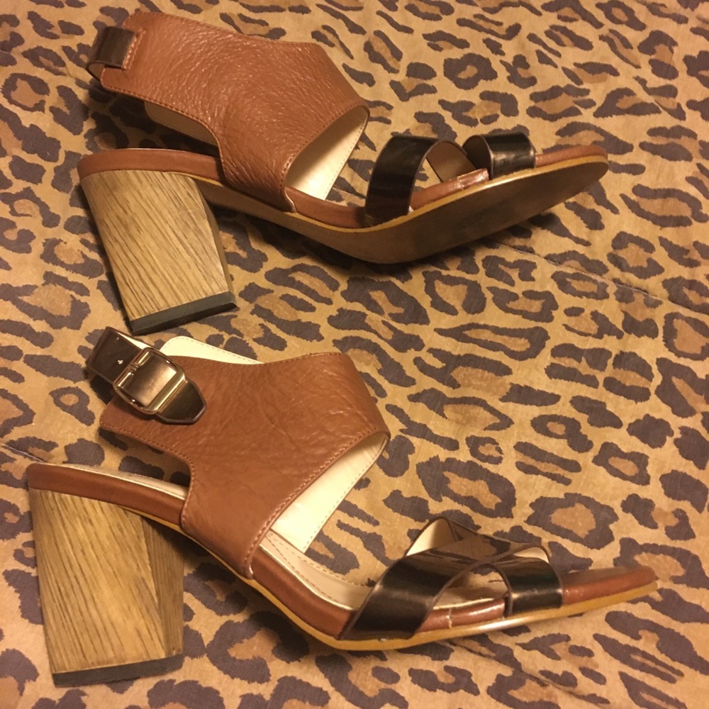 Ladies Isola heels